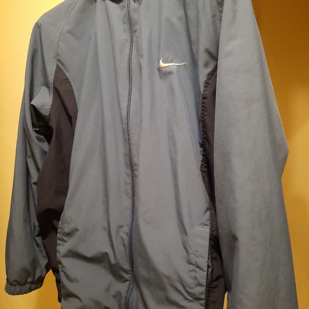 Vintage Nike Windbreaker